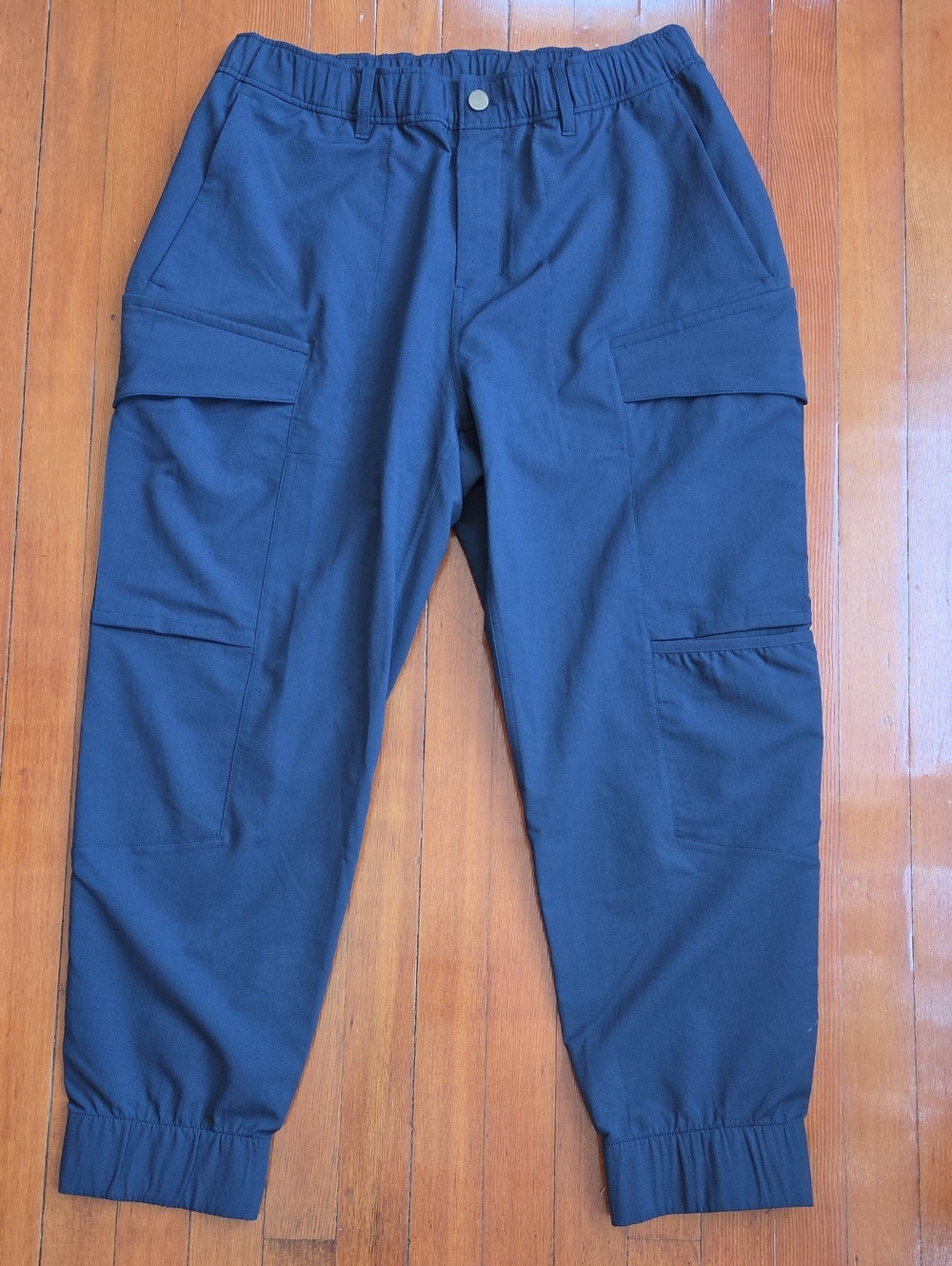 Lululemon Men's Cargo Pocket Joggers.